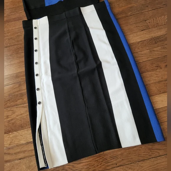 NWT Elegant Black and Blue Long Sleeve Dress 7th Avenue New York and Company - Picture 3 of 12